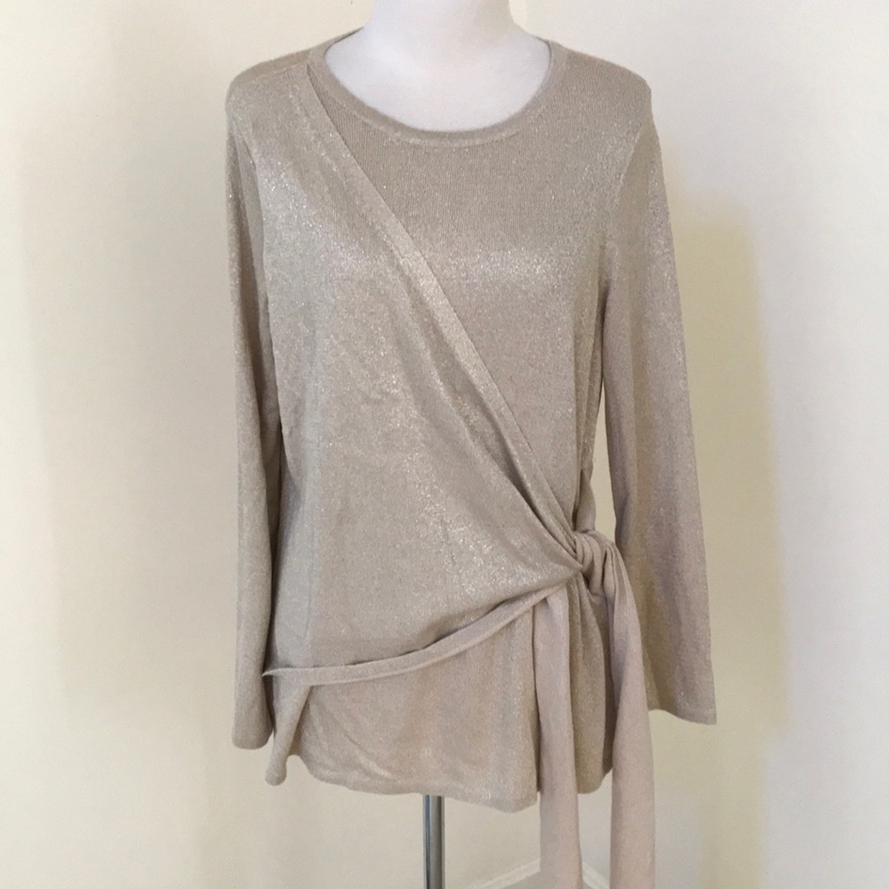 NWT! ALFANI Size L shimmery top with side tie